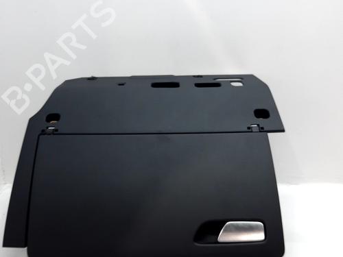 Handskerum Handskerum AUDI A3 Sportback (8VA, 8VF) 2.0 TDI (150 hp) 33761350 33761350