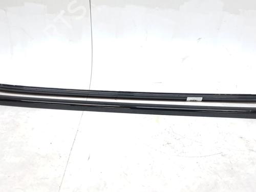Used Roof bar PEUGEOT 2008 II (UD_, US_, UY_, UJ_, UR_, UC_) 1.2 PureTech 100 (USHNK) (101 hp) 28958132