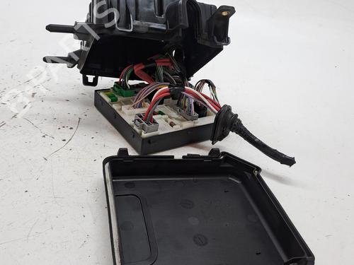 Used Fuse box RENAULT MEGANE III Hatchback (BZ0/1_, B3_) 1.5 dCi (BZ09, BZ0D, BZ1W, BZ29, BZ14) (110 hp) 27461905