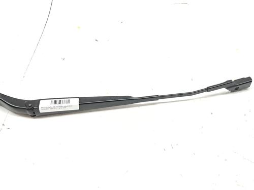Used Front windshield wiper arm PEUGEOT 2008 II (UD_, US_, UY_, UJ_, UR_, UC_) 1.2 PureTech 100 (USHNK) (101 hp) 29228402