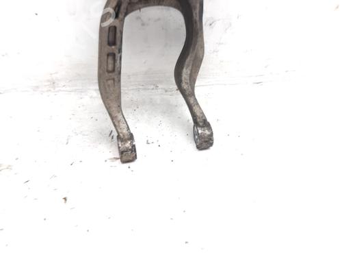Used Right front steering knuckle Right front steering knuckle ALFA ROMEO 147 (937_) 2.0 16V T.SPARK (937.AXA1, 937.AXC1, 937.BXC1) (150 hp) 36321625 36321625