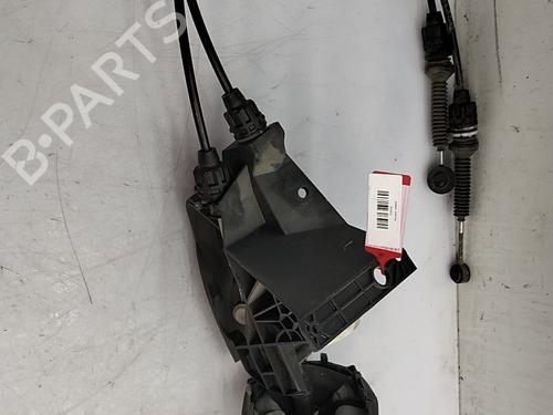 Used Gear lever Gear lever RENAULT TRAFIC III Van (FG_) 1.6 dCi 120 (FGMB, FGMC) (120 hp) 36523492 36523492