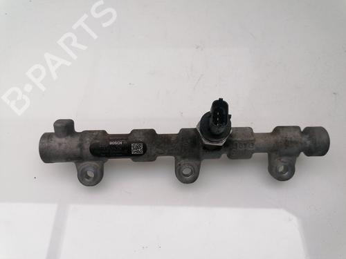 Used Injection rail RENAULT TRAFIC II Van (FL) 2.0 dCi 90 (FL0H) (90 hp) 23942020