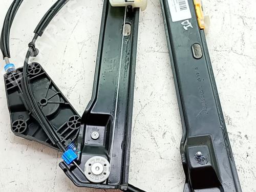 Used Front left window mechanism Front left window mechanism MG MG HS (AS33) 1.5 T PHEV (339 hp) 39557553 39557553