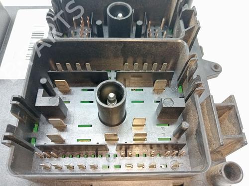 Fuse box OPEL INSIGNIA A (G09) 2.0 CDTI (68) | BP25457390E1 