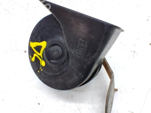 Horn Horn VOLVO V40 Cross Country (526) D2 (114 hp) 36321429 36321429