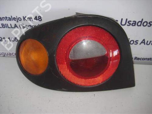 Venstre baglygte RENAULT MEGANE I Classic (LA0/1_) 1.6 e (LA0F, LA0S) (90 hp) 25458280