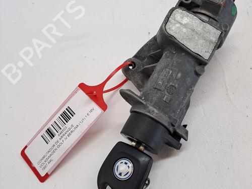 Used Ignition barrel VW GOLF IV (1J1) 1.6 (100 hp) 23289794