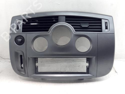 Midtkonsoll Midtkonsoll RENAULT GRAND SCÉNIC II (JM0/1_) 1.9 dCi (JM0G, JM12, JM1G, JM2C) (120 hp) 33768375 33768375