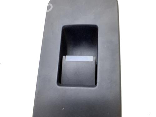 left-rear-window-switch-land-rover-discovery-sport-l550-2014-31801861 main image