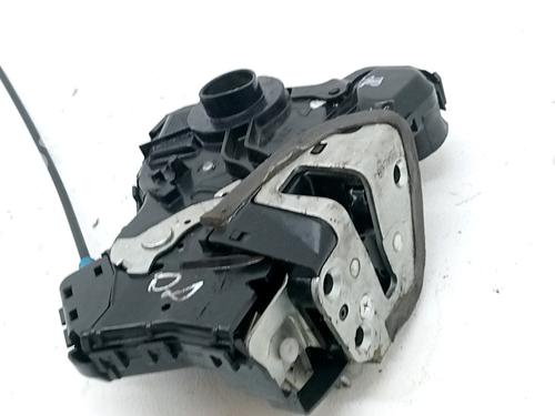 Fechadura frente direita Fechadura frente direita TOYOTA AURIS (_E15_) 2.0 D-4D (ADE150_, ADE150R) (126 hp) 36026746 36026746