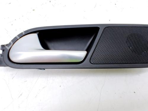 Venstre bagtil invendig håndtag Venstre bagtil invendig håndtag VW TIGUAN (5N_) 2.0 TDI (110 hp) 34154137 34154137