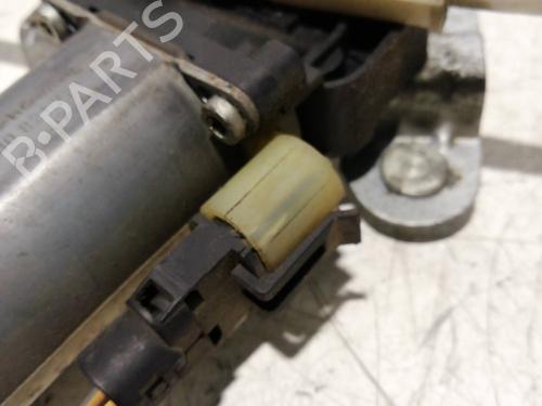 Right front window motor RENAULT MEGANE I Classic (LA0/1_) 1.6 e (LA0F, LA0S) | BP25458881E20 