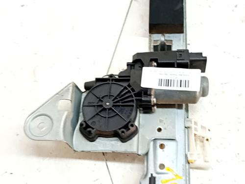 Elevalunas trasero izquierdo RENAULT MEGANE II Estate (KM0/1_) 1.9 dCi (KMRG, KM1G, KM0G, KM2C) (120 hp) 32106809