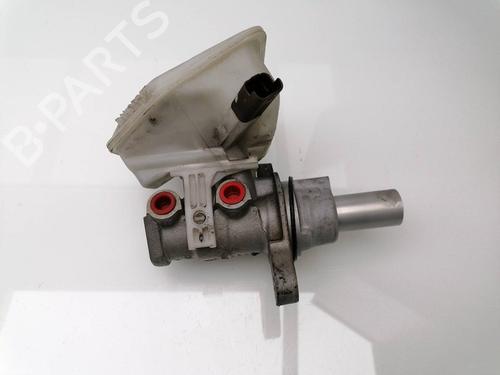 Used Brake master cylinder PEUGEOT 308 I (4A_, 4C_) 1.6 HDi (90 hp) 23384192