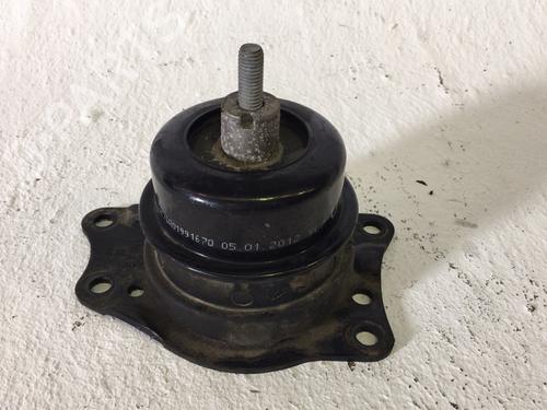 Used Engine mount Engine mount 39555353 39555353