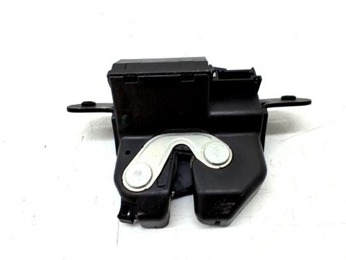 Serratura cofano posteriore FIAT PANDA (312_, 319_) 1.2 (312PXA1A) (69 hp) 30801441