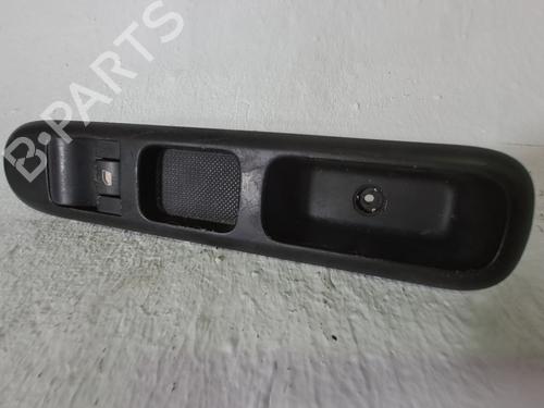 right-front-window-switch-peugeot-5008-0u_-0e_-2009-2010-2011-2012-2013-2014-2015-2016-2017-39400308 main image
