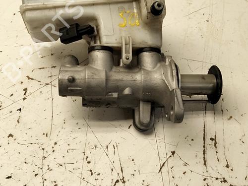 Used Brake master cylinder Brake master cylinder 38062069 38062069