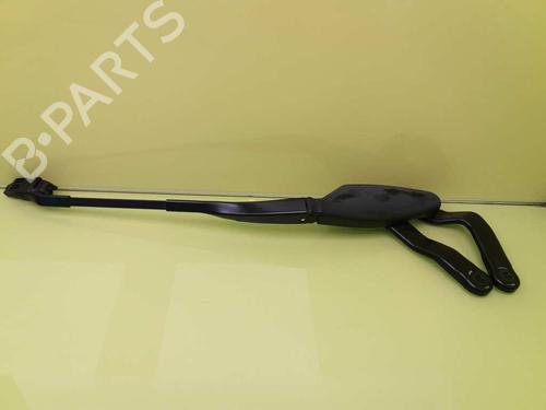 Used Front windshield wiper arm MERCEDES-BENZ E-CLASS (W211) E 270 CDI (211.016) (177 hp) 23404821