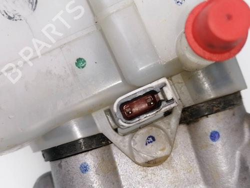 Used Brake master cylinder NISSAN NOTE (E12) 1.5 dCi (90 hp) 23405212