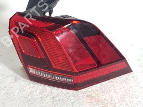 Used Right taillight VW TIGUAN (5N_) 2.0 TDI 4motion (150 hp) 31210735