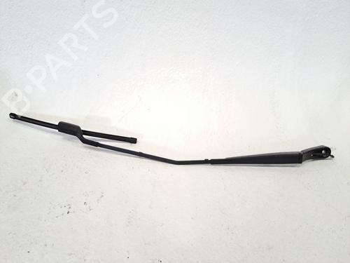 Used Front windshield wiper arm DS DS 7 Crossback (J4_, JR_, JC_) 1.6 PureTech 180 (J45GFR) (180 hp) 27557241