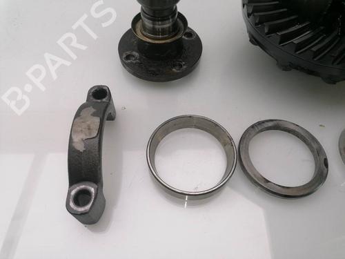 Front differential NISSAN SERENA (C23) 2.3 D | BP23941355M23