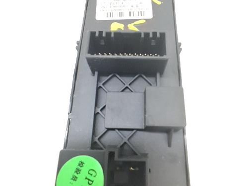 Used Left front window switch MG MG ZS SUV (AZS1) 1.5 VTi (106 hp) 29556654