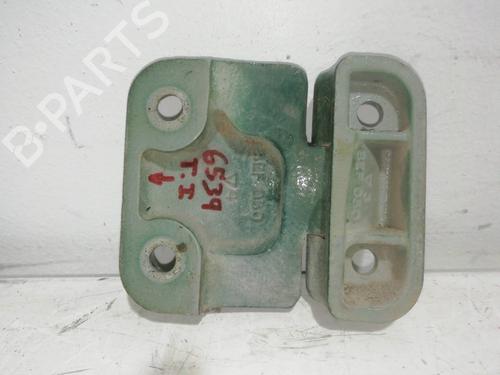 Hinge/Door check strap LAND ROVER DEFENDER Station Wagon (L316, L315) 2.5 Td5 4x4 (L316) | BP29116197C146 