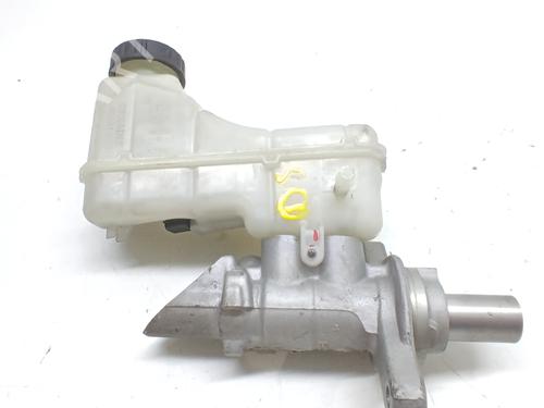 Used Brake master cylinder RENAULT MEGANE IV Saloon 1.3 TCe 140 (LVNB) (140 hp) 31247393