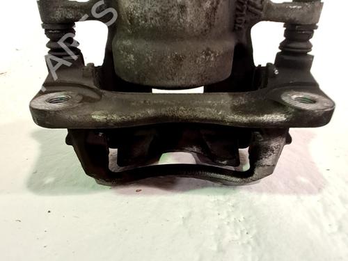 Used Right front brake caliper Right front brake caliper TOYOTA COROLLA Hatchback (_E21_, _EA1_, _EH1_) 1.8 Hybrid (ZWE211, ZWE219) (122 hp) 34331621 34331621