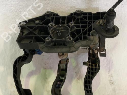 Pedal Pedal OPEL CORSA E (X15) 1.3 CDTI (08, 68) (95 hp) 34209979 34209979
