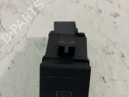 Used Switch Switch VW POLO IV (9N_, 9A_) 1.4 TDI (70 hp) 33768219 33768219