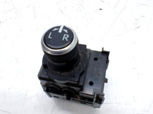 Spejlkontakt Spejlkontakt TOYOTA COROLLA Estate (_E21_) 1.8 Hybrid (ZWE211W) (122 hp) 33763518 33763518