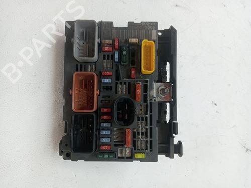 Used Fuse box PEUGEOT 308 SW I (4E_, 4H_) 1.6 HDi (90 hp) 24636471