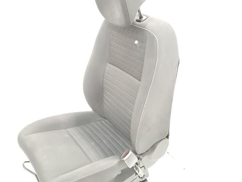 Used Right front seat RENAULT MEGANE III Hatchback (BZ0/1_, B3_) 1.2 TCe (BZ2B, BZ11) (116 hp) 27673162