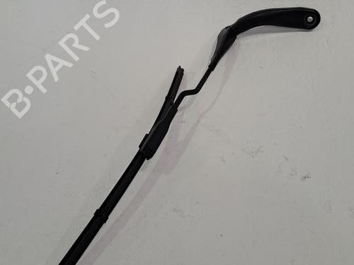 Front windshield wiper arm BMW 1 (F20) 118 d | BP26316051C143 