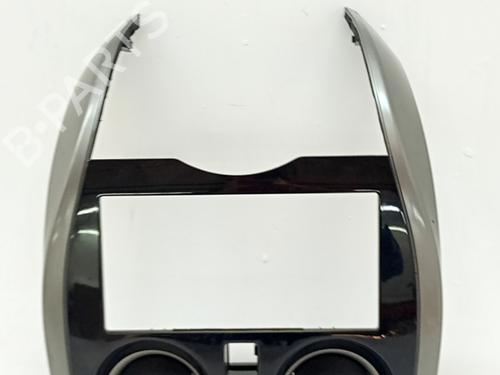 Used Middle console NISSAN NOTE (E12) 1.5 dCi (90 hp) 32106839