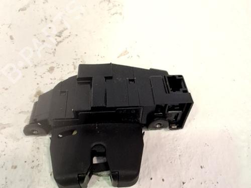 Used Tailgate lock PEUGEOT 308 I (4A_, 4C_) 1.6 HDi (109 hp) 29992610
