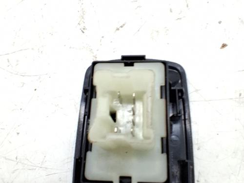 Right rear window switch DACIA SANDERO II 1.5 Blue dCi 95 (B8JL) | BP36317943I28 - Image 2