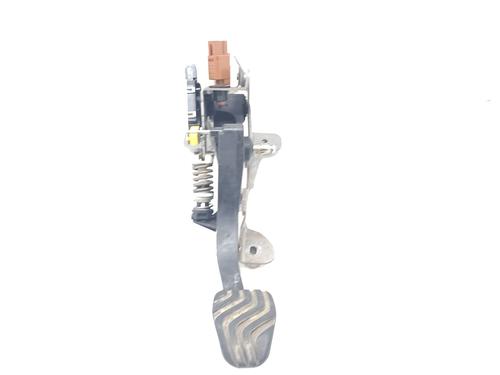Pédale d'embrayage RENAULT KADJAR (HA_, HL_) 1.5 dCi 110 (HLA3) (110 hp) 28141746