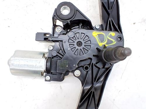 Used Rear wiper motor Rear wiper motor OPEL CORSA E (X15) 1.3 CDTI (08, 68) (95 hp) 33763464 33763464