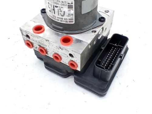 Used ABS pump HYUNDAI i20 II (GB, IB) 1.2 (84 hp) 32281567