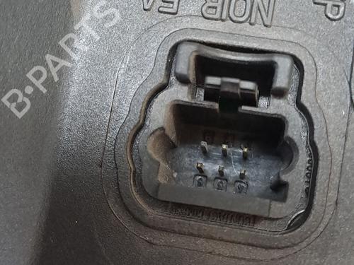 Fuse box PEUGEOT 407 (6D_) 1.6 HDi 110 (6D9HZC, 6D9HYC) | BP24883897E1