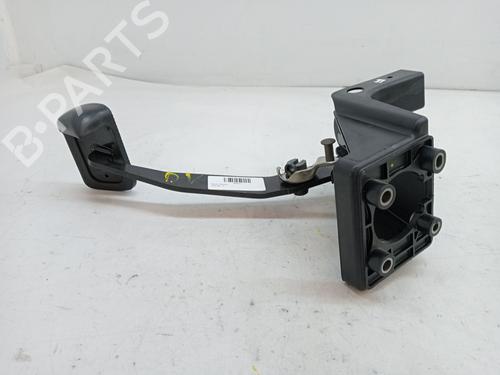 Used Break pedal JAGUAR XJ (X351) 3.0 SDV6 (300 hp) 23359412