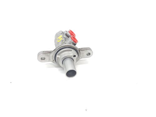 Used Brake master cylinder RENAULT KADJAR (HA_, HL_) 1.5 dCi 110 (HLA3) (110 hp) 28037442