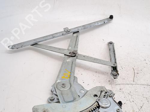 Vindusheismekanisme venstre foran SUZUKI SWIFT III (MZ, EZ) 1.3 (RS413, ZC11S) | BP28179321C22 