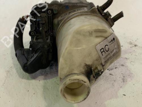 Used Steering pump Steering pump OPEL ASTRA H (A04) 1.6 (L48) (105 hp) 33768372 33768372