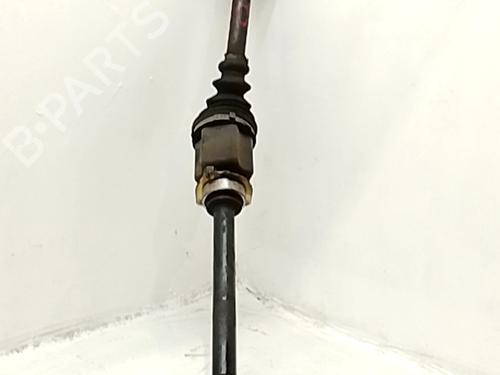 Used Right front driveshaft Right front driveshaft ALFA ROMEO 147 (937_) 1.9 JTDM 8V (937.AXD1A, 937.AXU1A, 937.BXU1A) (120 hp) 34367688 34367688